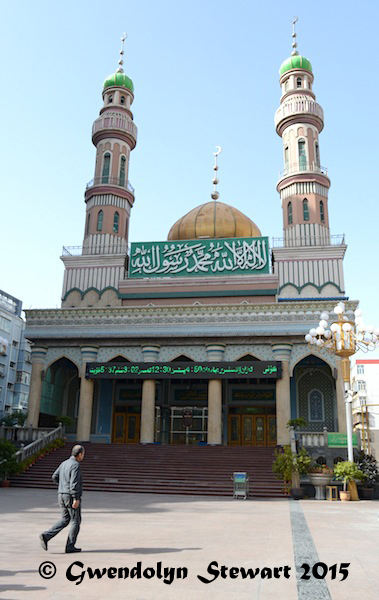 Tata Er Mosque, Urumqi, Xinjiang, China, Photographed by Gwendolyn Stewart, c. 2015; All Rights Reserved